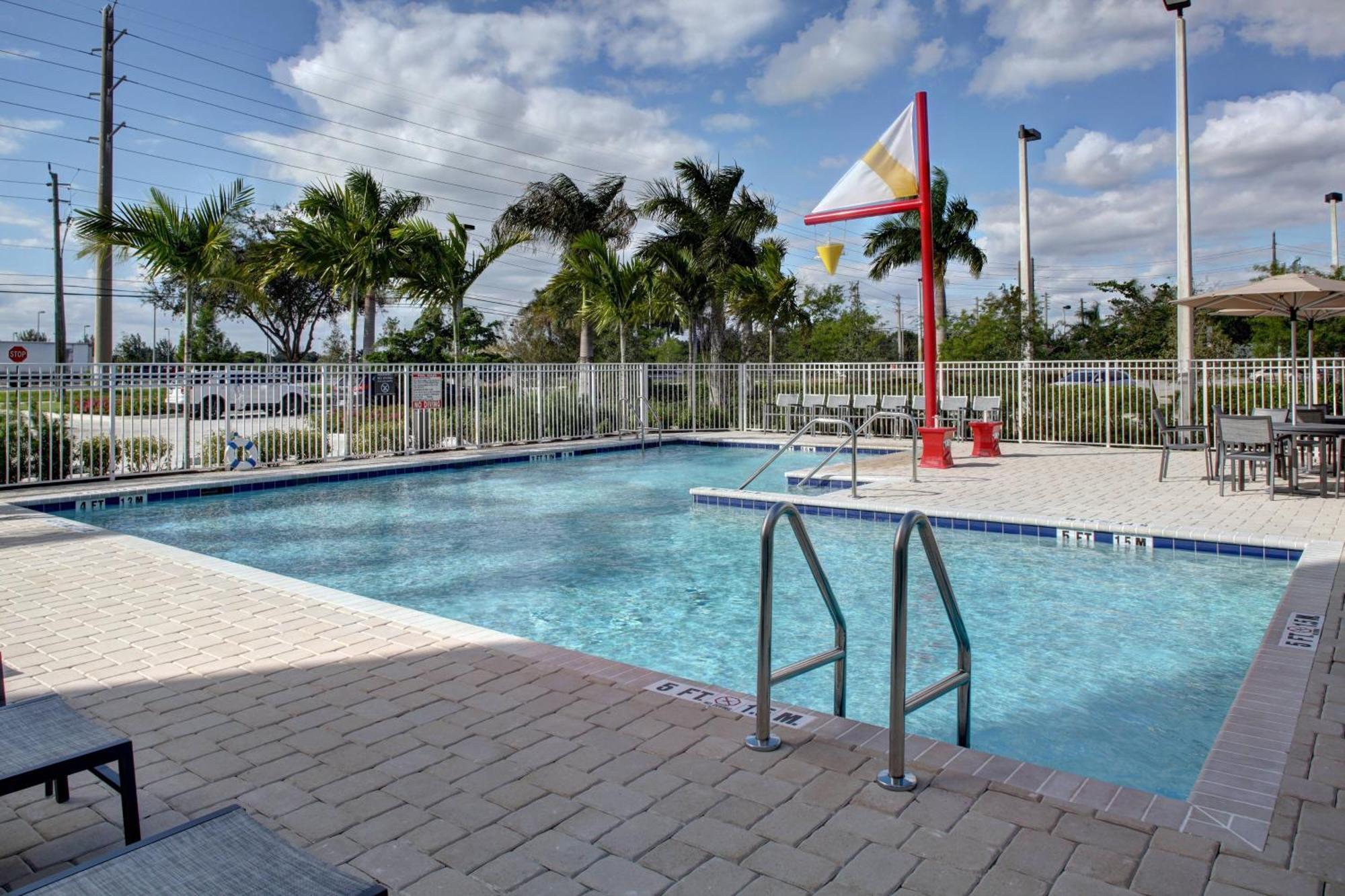 Residence Inn Fort Lauderdale Coconut Buitenkant foto